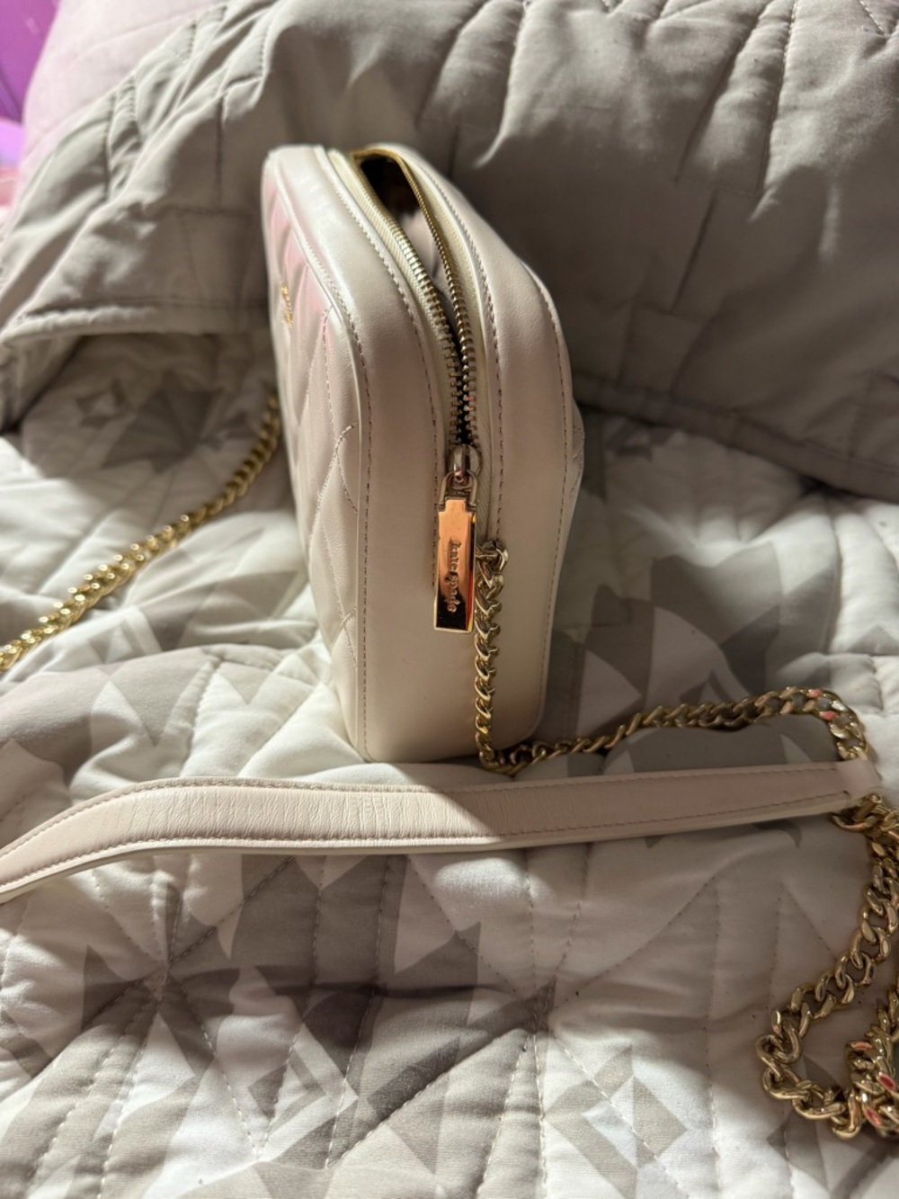 kate spade New York Small Quilted Crossbody Bag - Picture 3 of 7